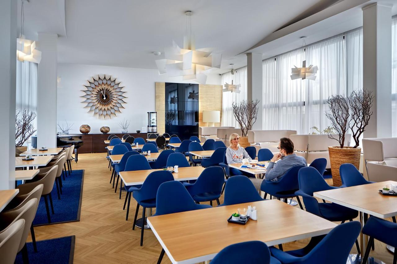 Wellness Hotel Orlik Kozarovice Eksteriør bilde