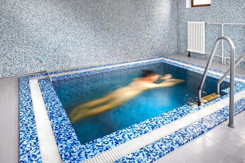 Wellness Hotel Orlik Kozarovice Eksteriør bilde