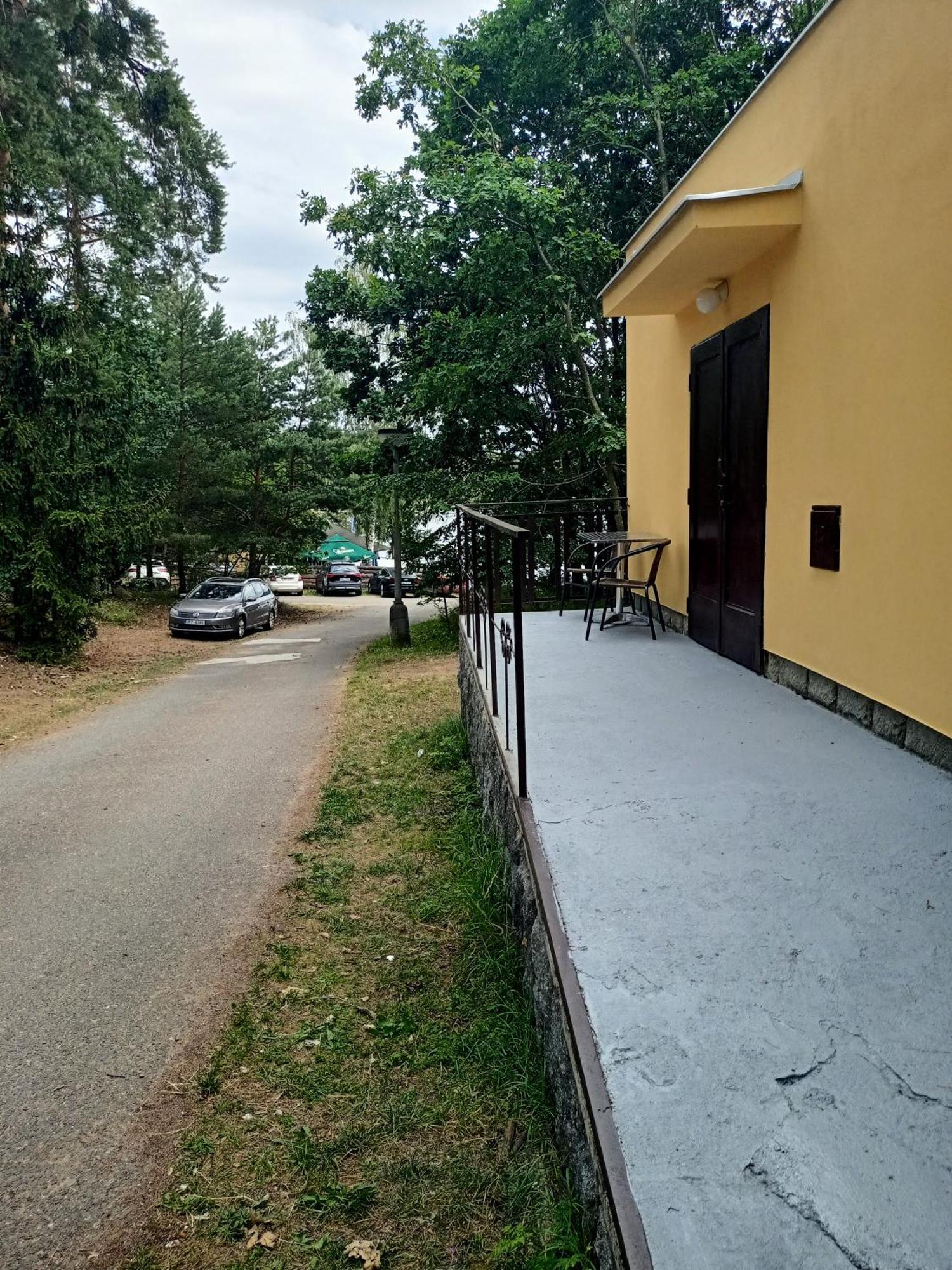 Wellness Hotel Orlik Kozarovice Eksteriør bilde